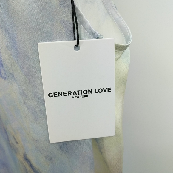 NWT GENERATION LOVE Kaylee Tie 100% Silk Top in Cloud Print - Picture 5 of 11